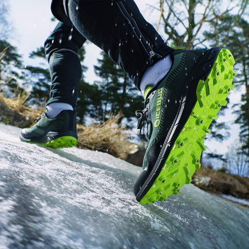 Pytho 7 Men's BUGrip - LaurelGreen/GreenGlow | Webshop